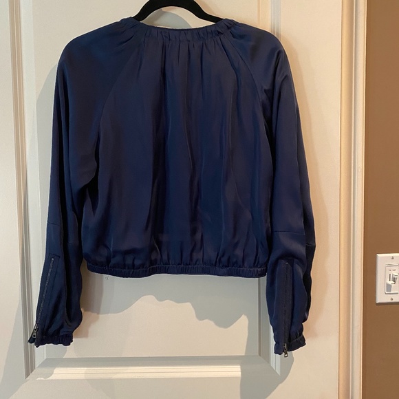 BCBGMaxAzria Cruz Blouson Sateen Navy Blue Bomber Style Jacket size S NWT - Picture 7 of 9